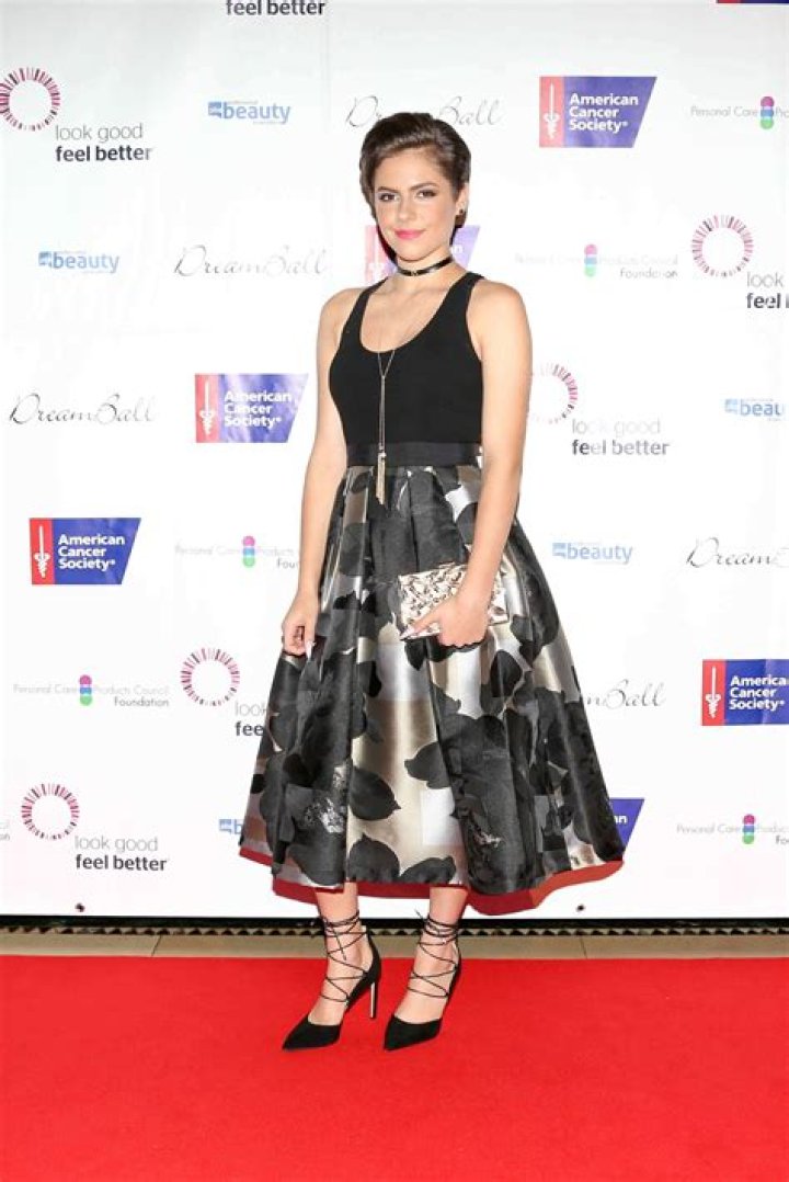 Calysta Bevier Bio, Career, Husband, Cancer, Net Worth, Net Worth