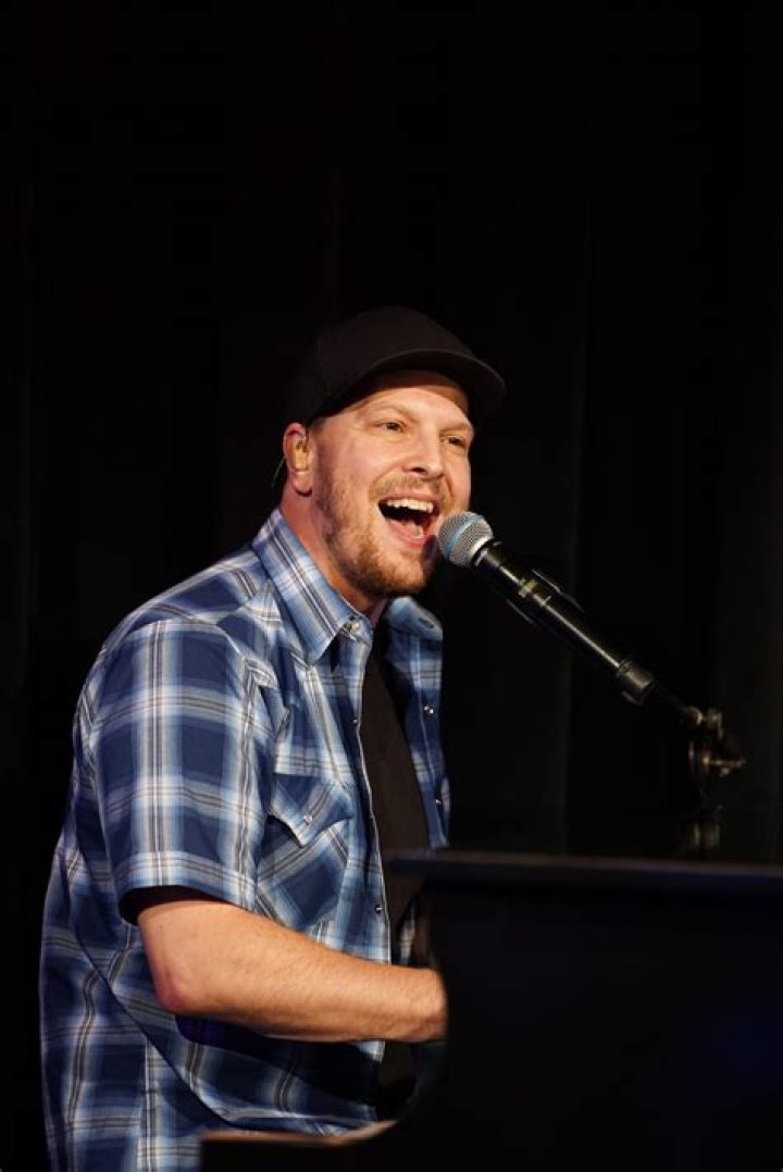 Exploring Gavin DeGraw's Relationships: A Deep Dive Into His Personal Life