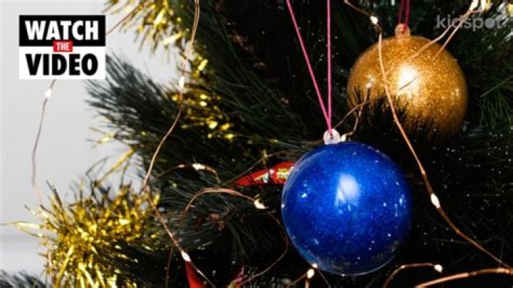 Glitter boob trend returns for Christmas