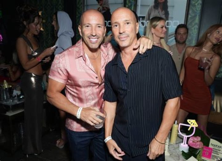 How Tall is Jason Oppenheim?