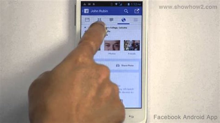 how to post pictures on facebook from android phone?