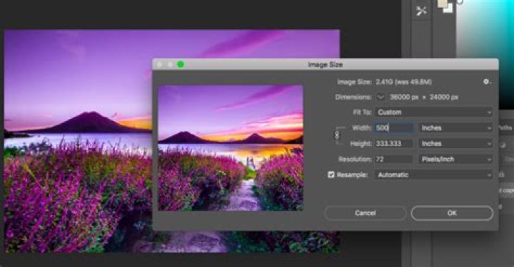 how to stretch an image in photoshop?