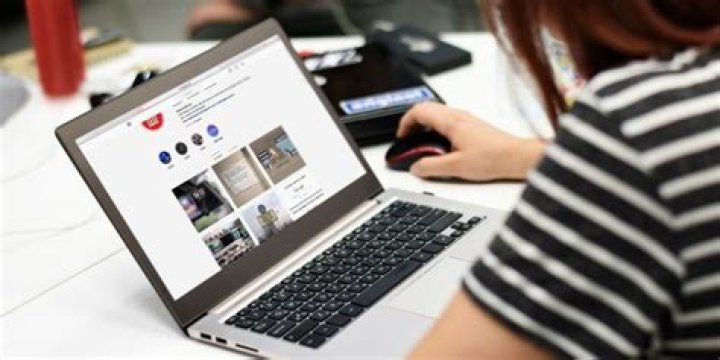 how to watch instagram stories on computer?