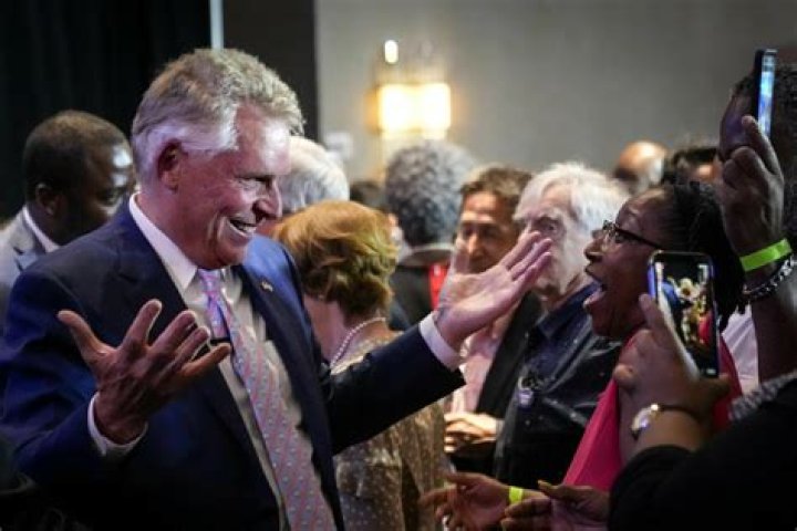 McAuliffe wins Democratic primary for Va. governor