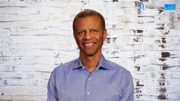 Phil Lamarr Net Worth in 2023 How Rich is He Now?
