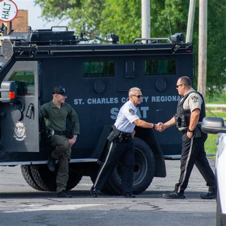 Who Is Ryan Kuehner From St Charles County Police? Reddit Thread Explained